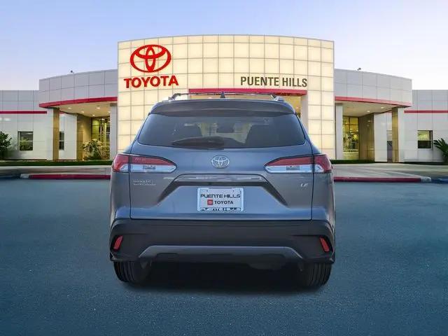 2025 Toyota Corolla Cross LE