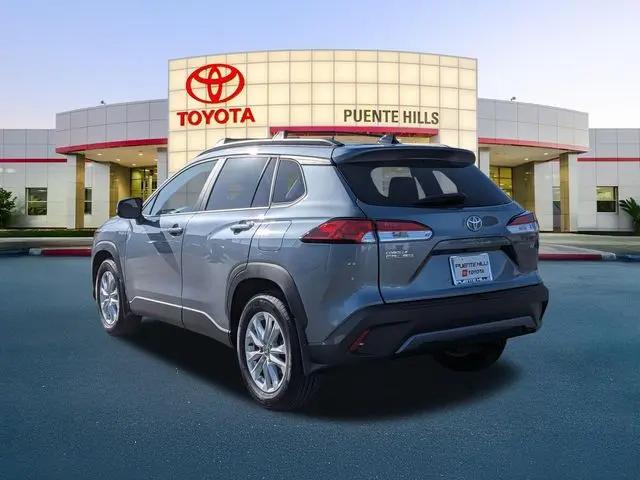 2025 Toyota Corolla Cross LE