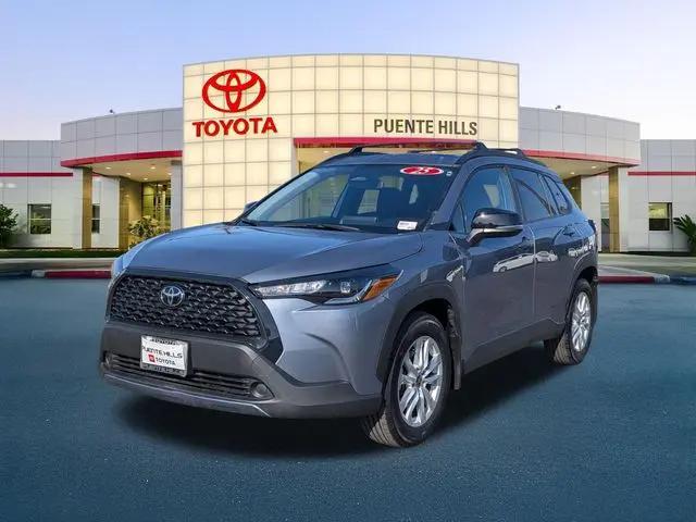 2025 Toyota Corolla Cross LE