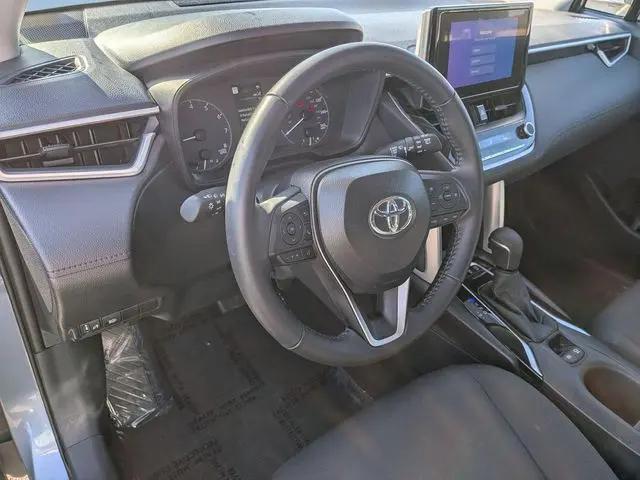 2025 Toyota Corolla Cross LE