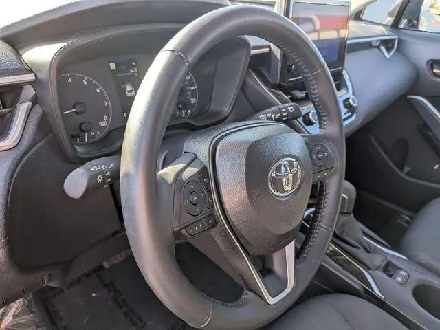 2025 Toyota Corolla Cross LE