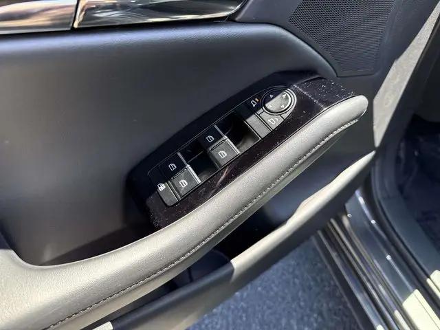2023 Mazda Mazda3 2.5 S Preferred