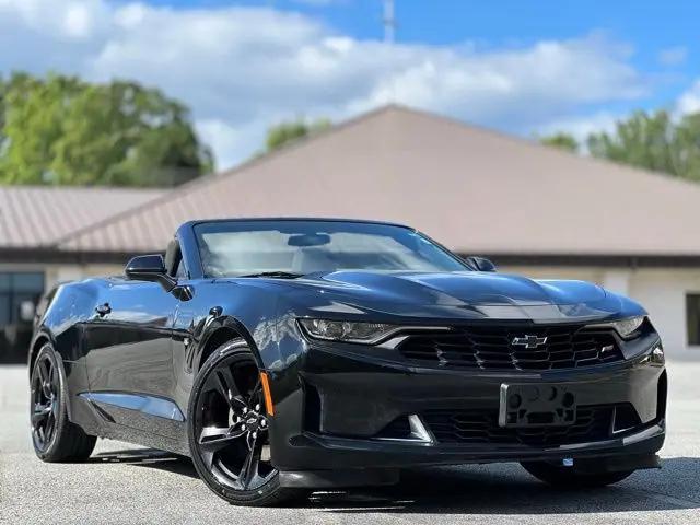 2023 Chevrolet Camaro RWD Convertible 1LT