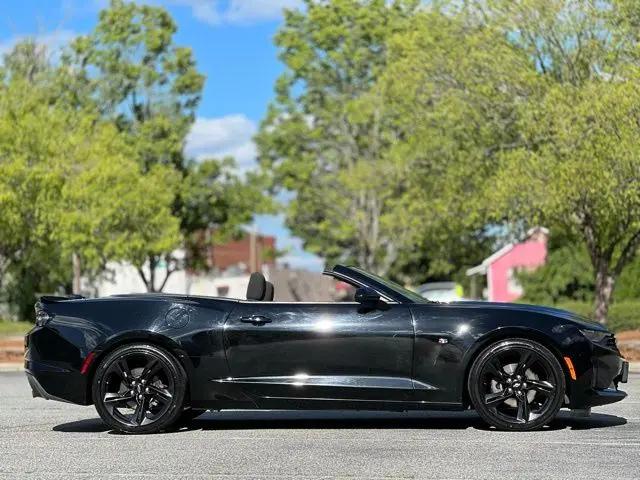 2023 Chevrolet Camaro RWD Convertible 1LT