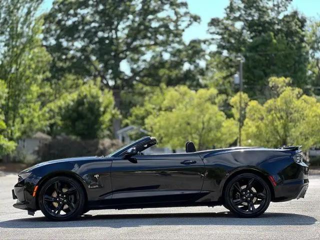 2023 Chevrolet Camaro RWD Convertible 1LT