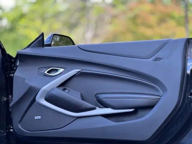 2023 Chevrolet Camaro RWD Convertible 1LT