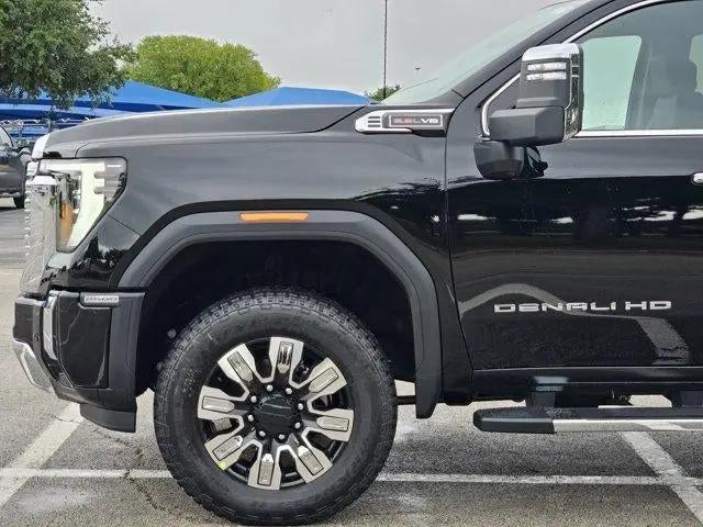 2026 GMC Sierra 2500HD Crew Cab, Standard Bed, Denali, 4WD