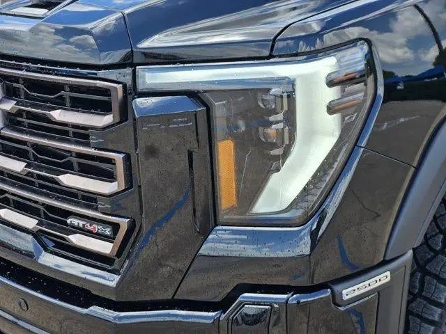 2026 GMC Sierra 2500HD Crew Cab, Standard Bed, AT4X, 4WD