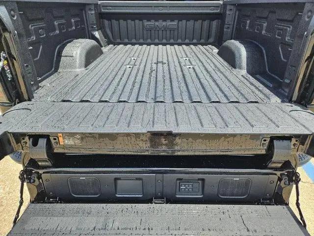 2026 GMC Sierra 2500HD Crew Cab, Standard Bed, AT4X, 4WD