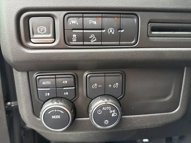 2023 Chevrolet Tahoe 4WD Premier