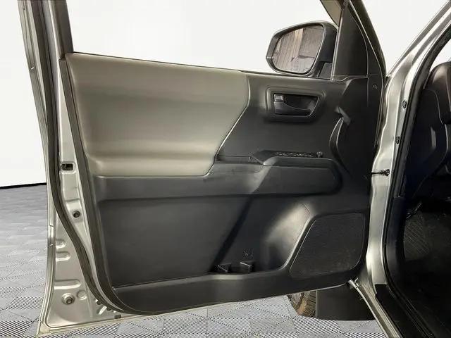 2022 Toyota Tacoma SR V6