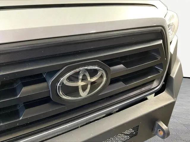 2022 Toyota Tacoma SR V6