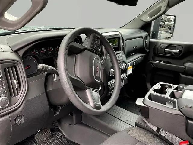 2026 GMC Sierra 2500HD Crew Cab, Standard Bed, Pro, 4WD