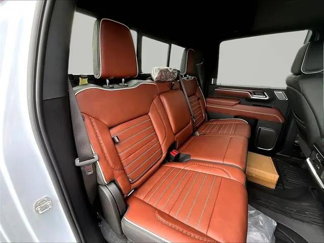 2026 GMC Sierra 2500HD Crew Cab, Standard Bed, Denali Ultimate, 4WD
