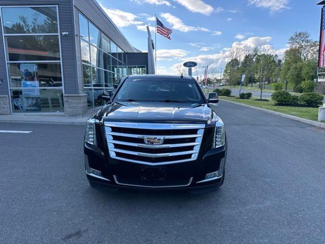 2018 Cadillac Escalade Luxury