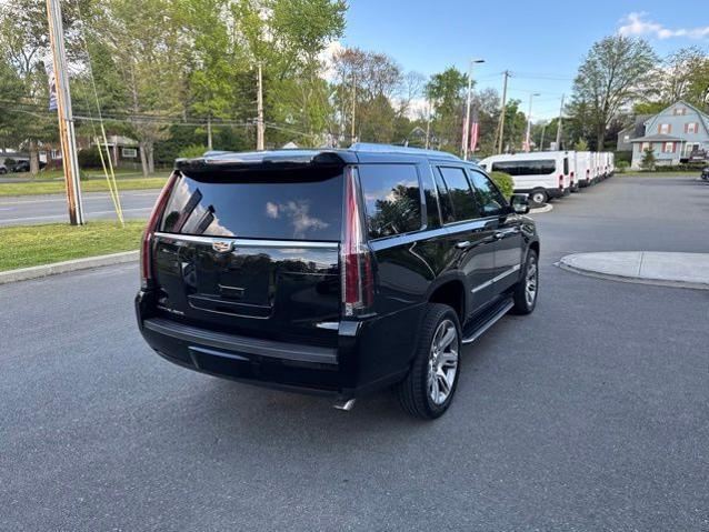 2018 Cadillac Escalade Luxury