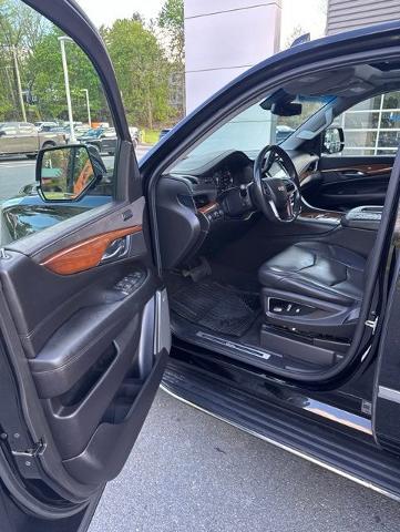 2018 Cadillac Escalade Luxury