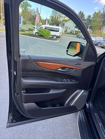 2018 Cadillac Escalade Luxury