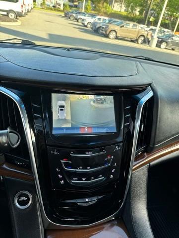 2018 Cadillac Escalade Luxury