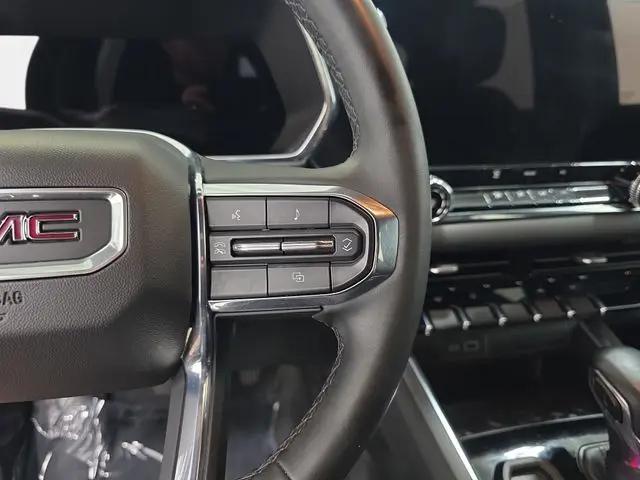 2023 GMC Canyon 2WD Crew Cab Short Box Elevation