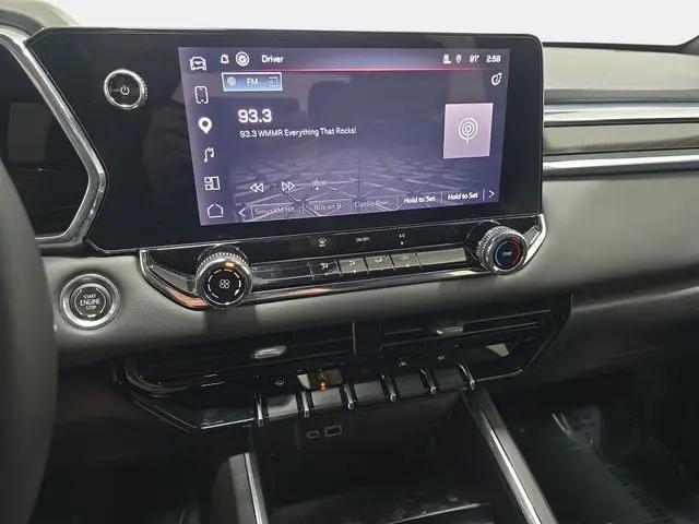 2023 GMC Canyon 2WD Crew Cab Short Box Elevation