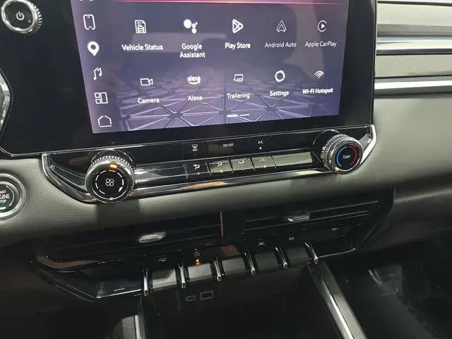 2023 GMC Canyon 2WD Crew Cab Short Box Elevation