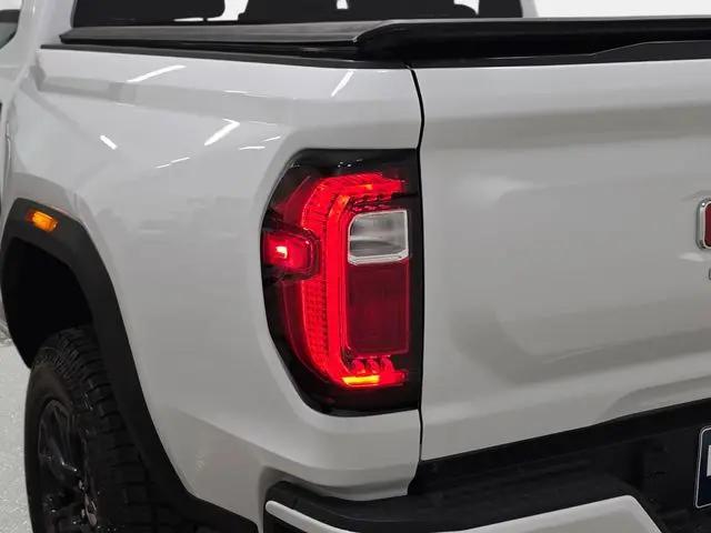 2023 GMC Canyon 2WD Crew Cab Short Box Elevation