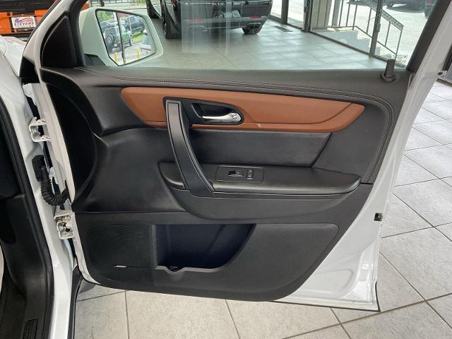 2017 Chevrolet Traverse 2LT