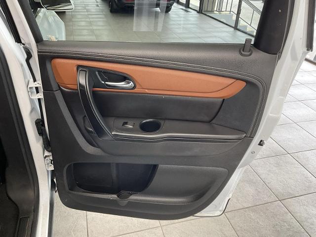 2017 Chevrolet Traverse 2LT