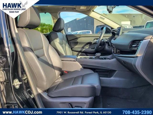 2025 Nissan Rogue SL FWD