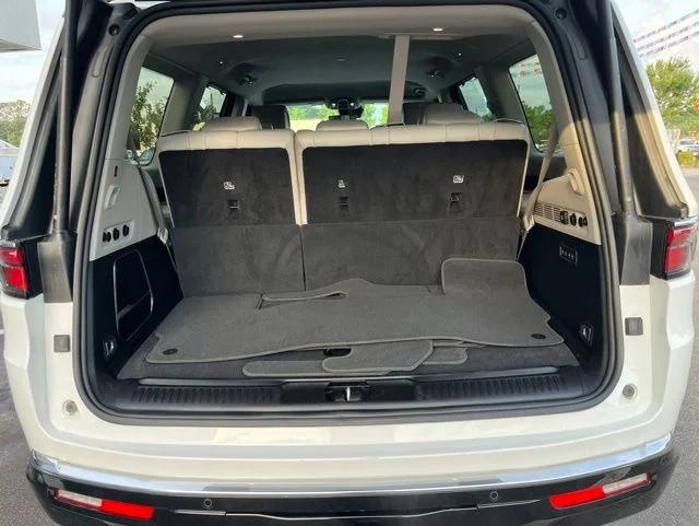 2023 Jeep Wagoneer Series III 4x4