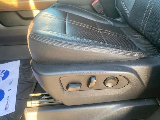 2023 Chevrolet Silverado 1500 4WD Crew Cab Short Bed High Country