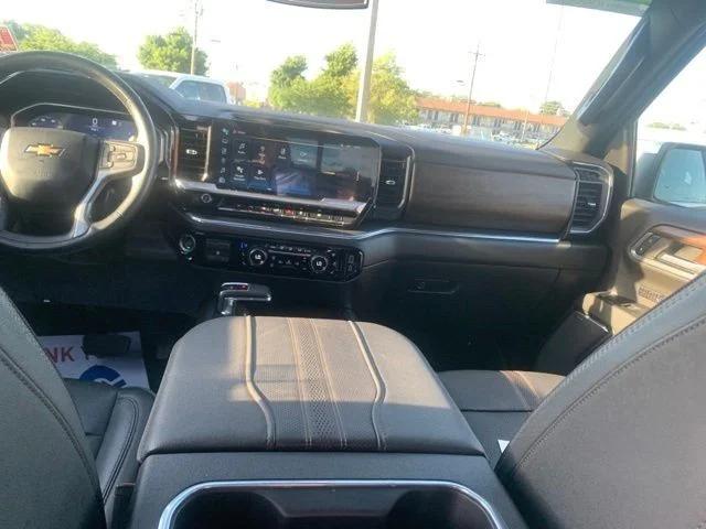 2023 Chevrolet Silverado 1500 4WD Crew Cab Short Bed High Country