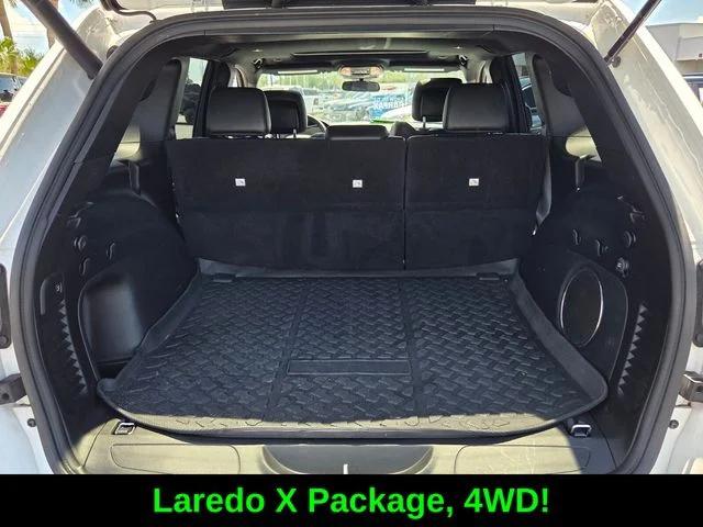 2021 Jeep Grand Cherokee Laredo X 4x4