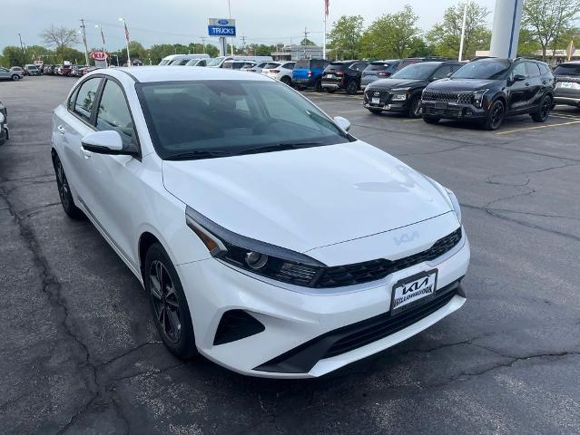 2023 Kia Forte LXS for sale in WILLOWBROOK, IL