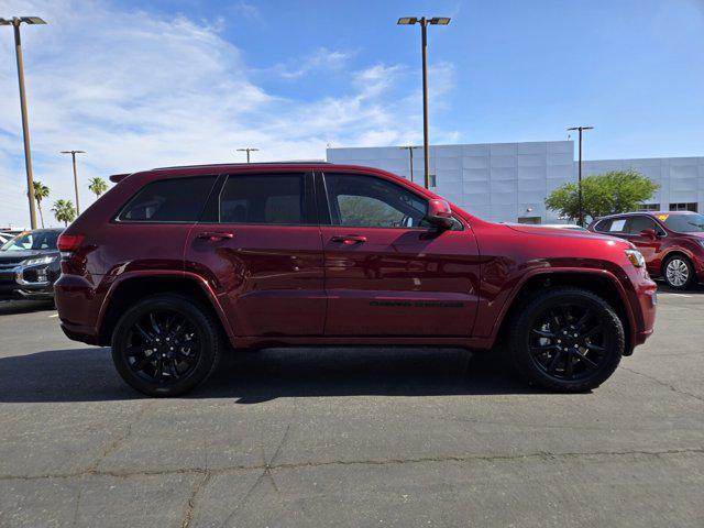2022 Jeep Grand Cherokee Laredo X 4x4