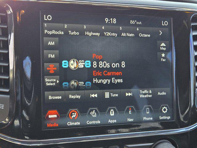 2022 Jeep Grand Cherokee Laredo X 4x4