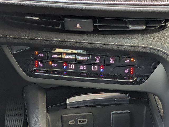 2023 Buick Envision Essence FWD