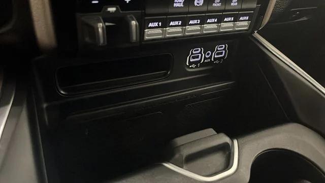 2022 Ram 3500 Laramie Crew Cab 4x4 6'4" Box