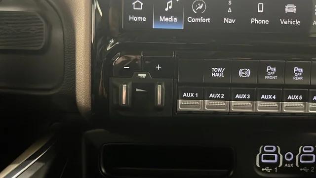 2022 Ram 3500 Laramie Crew Cab 4x4 6'4" Box