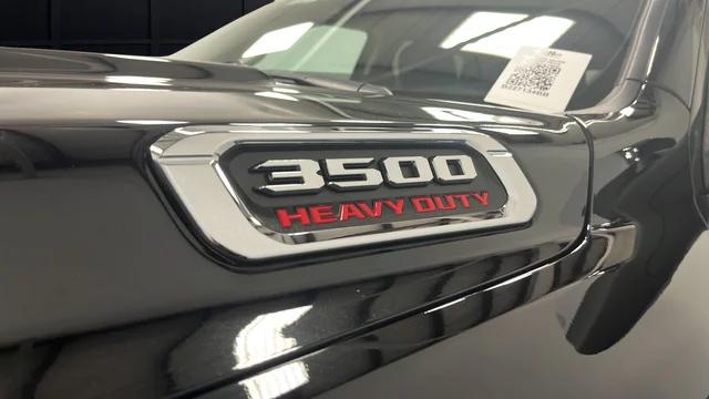 2022 Ram 3500 Laramie Crew Cab 4x4 6'4" Box