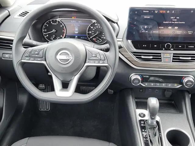 2026 Nissan Altima SV FWD