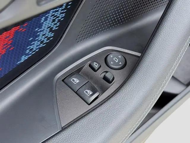 2024 BMW M2 Standard
