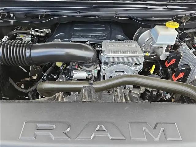 2022 Ram 1500 Laramie Crew Cab 4x4 5'7" Box