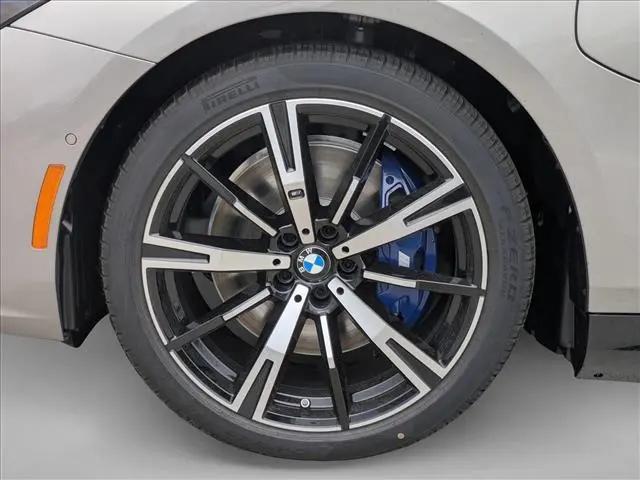 2027 BMW 5 Series 550e xDrive