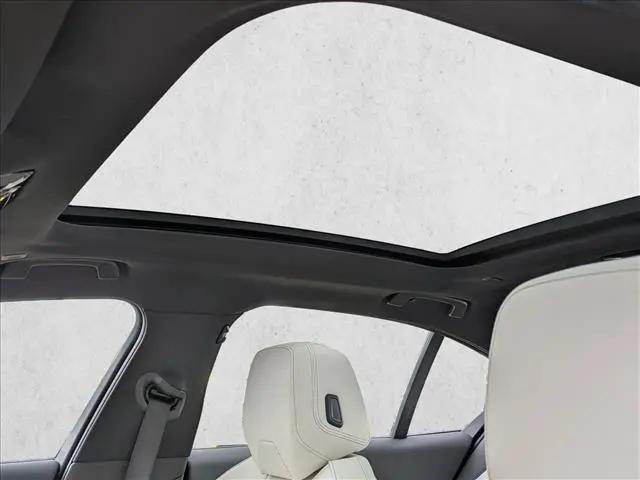 2027 BMW 5 Series 550e xDrive