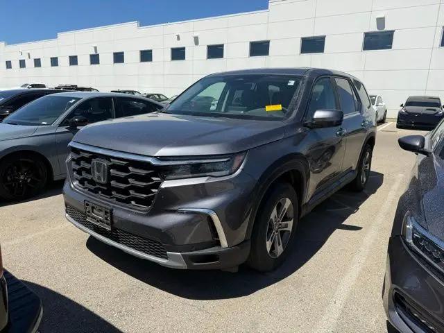 2023 Honda Pilot AWD EX-L 8 Passenger