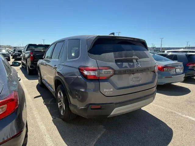 2023 Honda Pilot AWD EX-L 8 Passenger