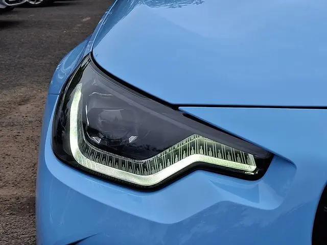 2025 BMW M240 i xDrive