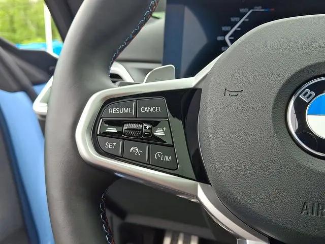2025 BMW M240 i xDrive